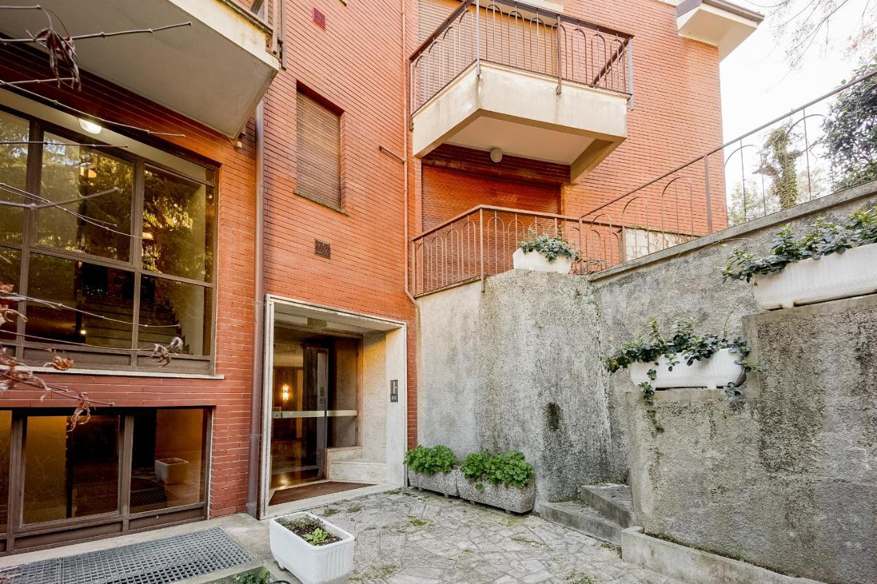 Portosole Attic - With Terrace And Private Parking Apartment Sanremo Luaran gambar